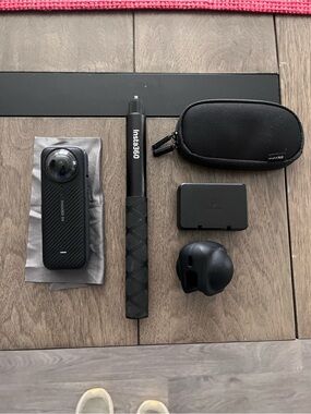 Insta 360 X4 Bundle